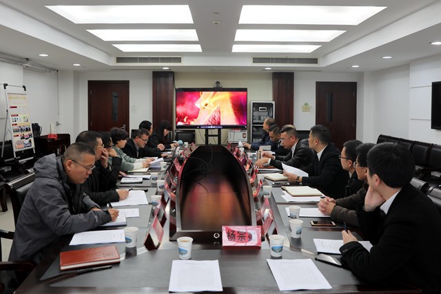 (图)中共苍南县委统战部部长叶信迪走访民进苍南县基层委