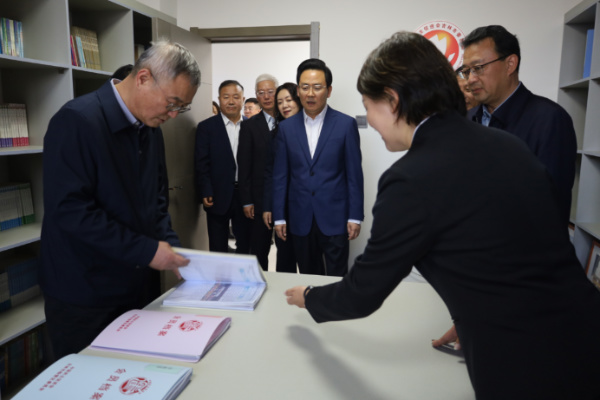 蔡达峰在吉林市开展主题教育联系点工作3.jpg 蔡达峰在吉林市开展主题教育联系点工作3.jpg